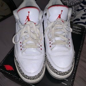 Air Jordan 3 White Cement size 10.5